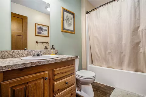 208 Booth, Bronson, MI 49028 photo 19