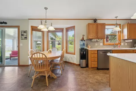 1128 Cumberland, Temperance, MI 48182 photo 12