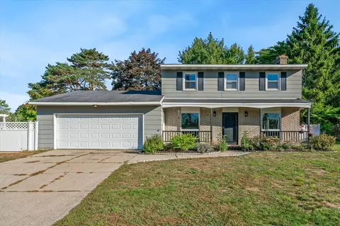 1621 Mapleview, Grand Rapids, MI 49508