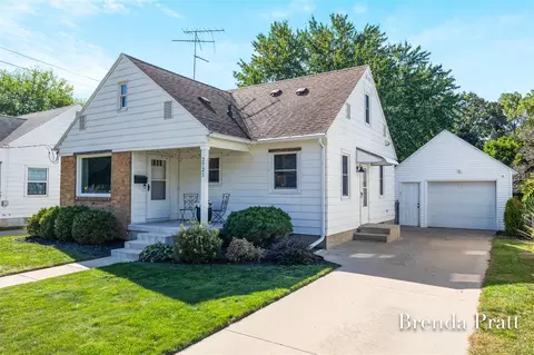 2721 Eastern, Grand Rapids, MI 49507
