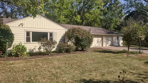 3266 Ravenwood, Ann Arbor, MI 48103