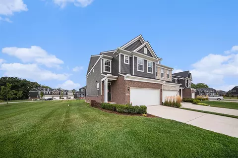 2867 Fairgrove Cres, Ann Arbor, MI 48108