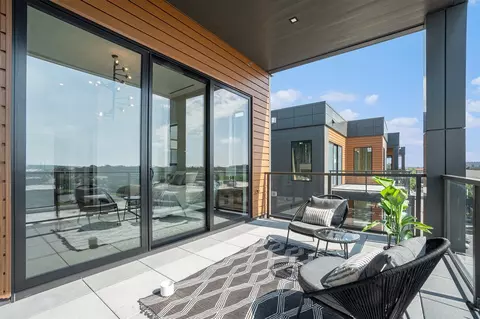 159 S S Riv #504, Holland, MI 49423
