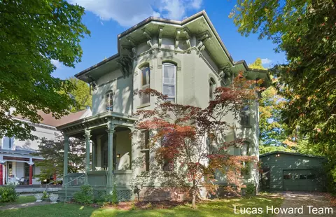 260 E Main, Ionia, MI 48846