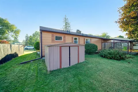 Exterior - 318 Seneca, Jackson, MI 49202 photo 5 of 12