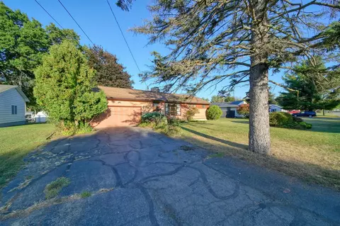 Exterior - 318 Seneca, Jackson, MI 49202 photo 6 of 12