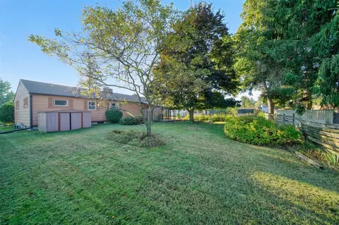 Exterior - 318 Seneca, Jackson, MI 49202 photo 7 of 12