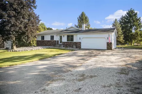 Exterior - 6533 Bluebird, Jackson, MI 49201 photo 2 of 6