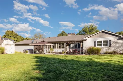 Exterior - 725 Wright, Marshall, MI 49068 photo 4 of 5