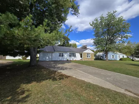 133 State, Hillsdale, MI 49242