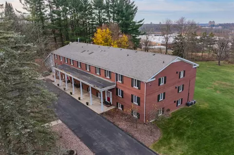561 Garrison, Battle Creek, MI 49017