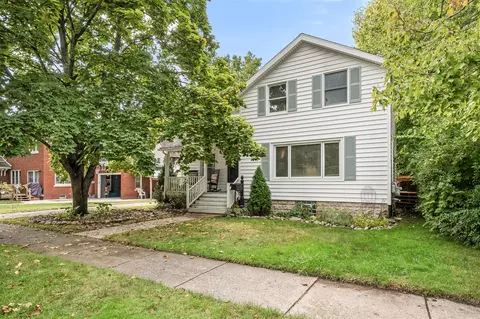 414 N Jefferson, Lowell, MI 49331
