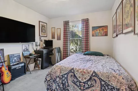 Bedroom - 507 Middleton, Buchanan, MI 49107 photo 1 of 4