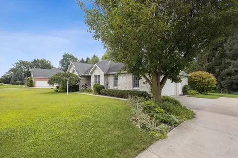 Exterior - 507 Middleton, Buchanan, MI 49107 photo 2 of 11