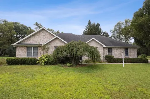 Exterior - 507 Middleton, Buchanan, MI 49107 photo 3 of 11