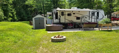 174 Sandy Oak #174, Houghton Lake, MI 48629