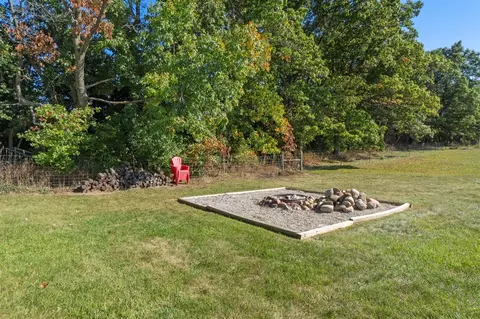 Exterior - 1219 Breezy, Jackson, MI 49201 photo 10 of 11