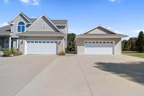 Exterior - 1219 Breezy, Jackson, MI 49201 photo 6 of 11