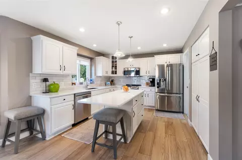 Kitchen - 1219 Breezy, Jackson, MI 49201 photo 1 of 7
