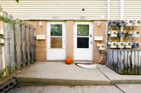3493 Kenbrooke, Kalamazoo, MI 49006