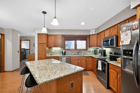 Kitchen - 9430 Rayna, Davison, MI 48423 photo 5 of 7