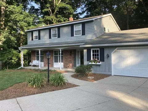 7475 Pirates Cv, Grand Rapids, MI 49546