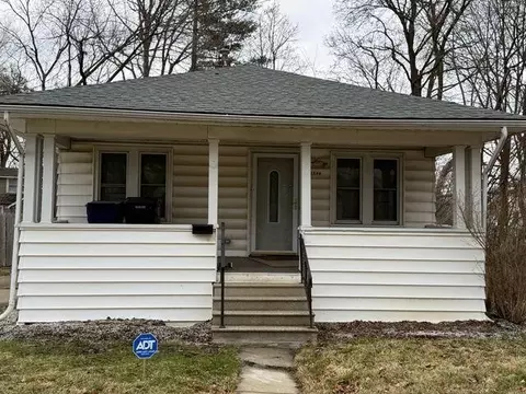 2844 Mackin, Flint, MI 48504