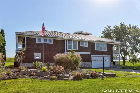 2520 Air Park, Zeeland, MI 49464