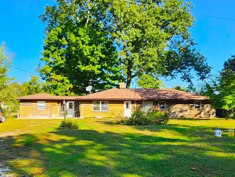 12212 Riverside, White Pigeon, MI 49099