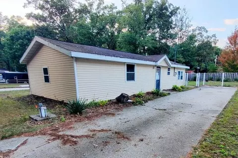 2137 E Oak, Newaygo, MI 49337