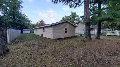 Exterior - 2137 E Oak, Newaygo, MI 49337 photo 2 of 5