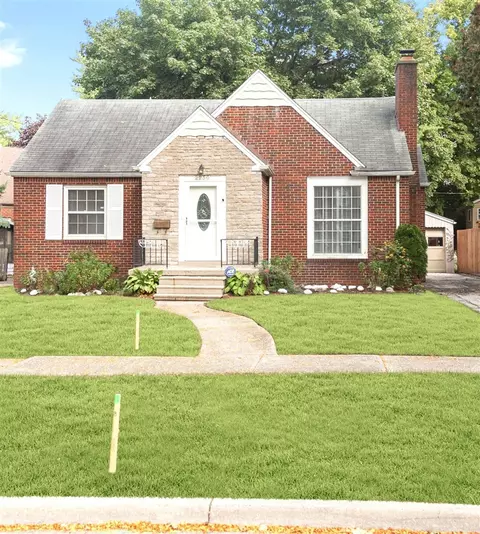 2250 Mershon, Saginaw, MI 48602
