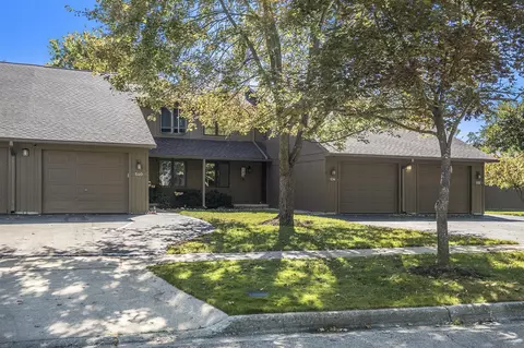 536 Park, Saline, MI 48176