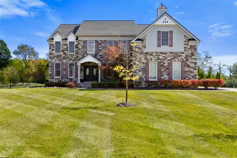 1840 Tapadera, Ann Arbor, MI 48103