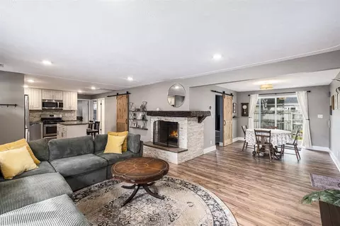Living - 115 E Cherry, Cedar Springs, MI 49319 photo 2 of 2