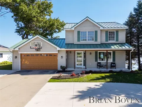 9770 Myers Lk, Rockford, MI 49341