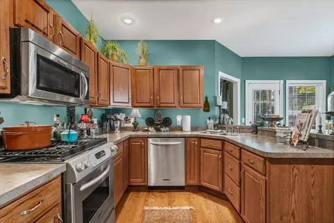 533 Upton, Saint Joseph, MI 49085 photo 13