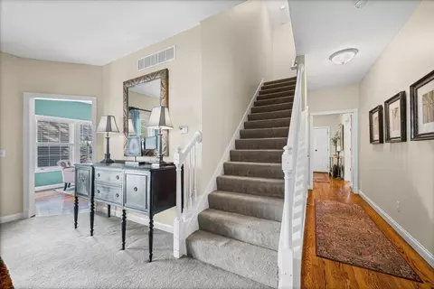 533 Upton, Saint Joseph, MI 49085 photo 34