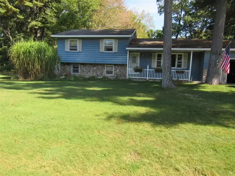 7580 Whitehall, Whitehall, MI 49461 photo 2