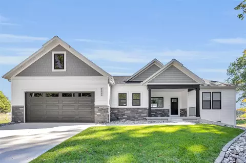 9444 Stonebridge # 12, Canadian Lakes, MI 49346