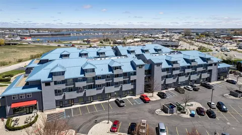 529 Miller #202, Grand Haven, MI 49417