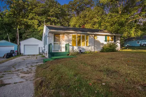 425 Woodland, Belding, MI 48809