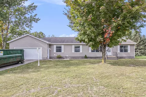 4895 Castleview, Charlevoix, MI 49720