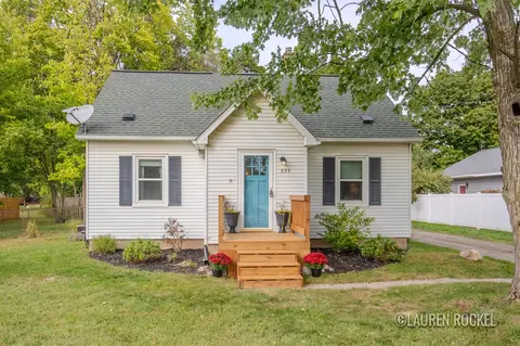 893 Baldwin, Jenison, MI 49428