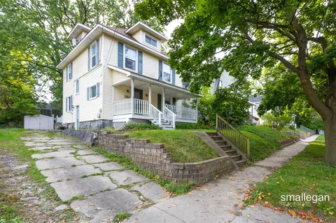 1530 Queen, Grand Rapids, MI 49505