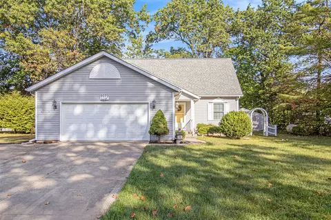 9070 St Joe Riv, White Pigeon, MI 49099