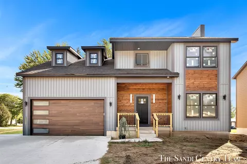 1034 Arlington, Grand Haven, MI 49417