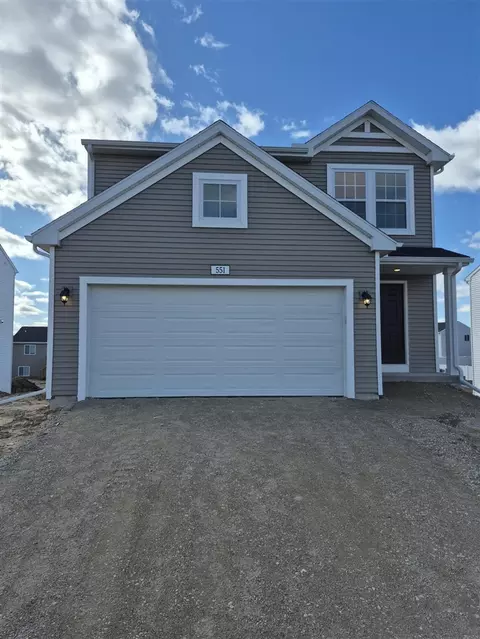 551 Snow Pne, Cedar Springs, MI 49319