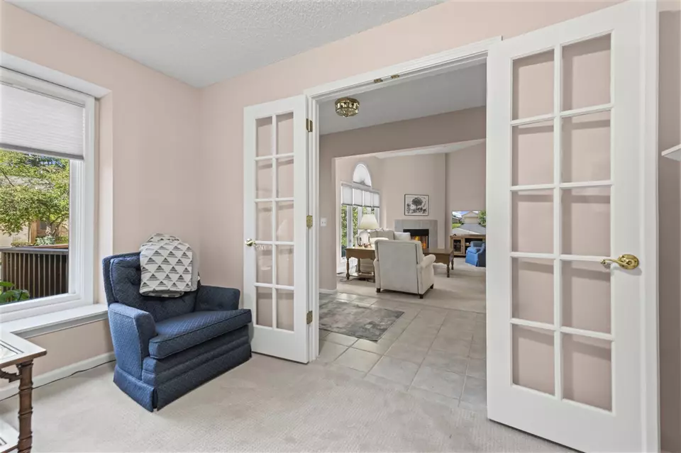 Entry Way - 35812 Lone Pne, Farmington Hills, MI 48335 photo 2 of 2