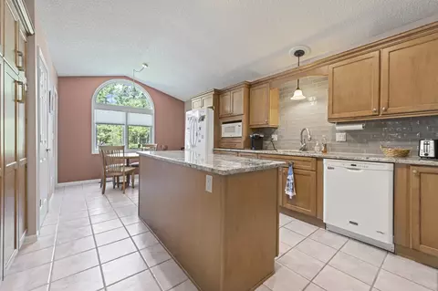 Kitchen - 35812 Lone Pne, Farmington Hills, MI 48335 photo 1 of 4